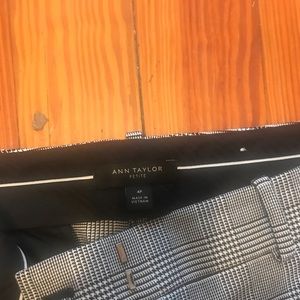 Anne Taylor size 4 petite dress pants